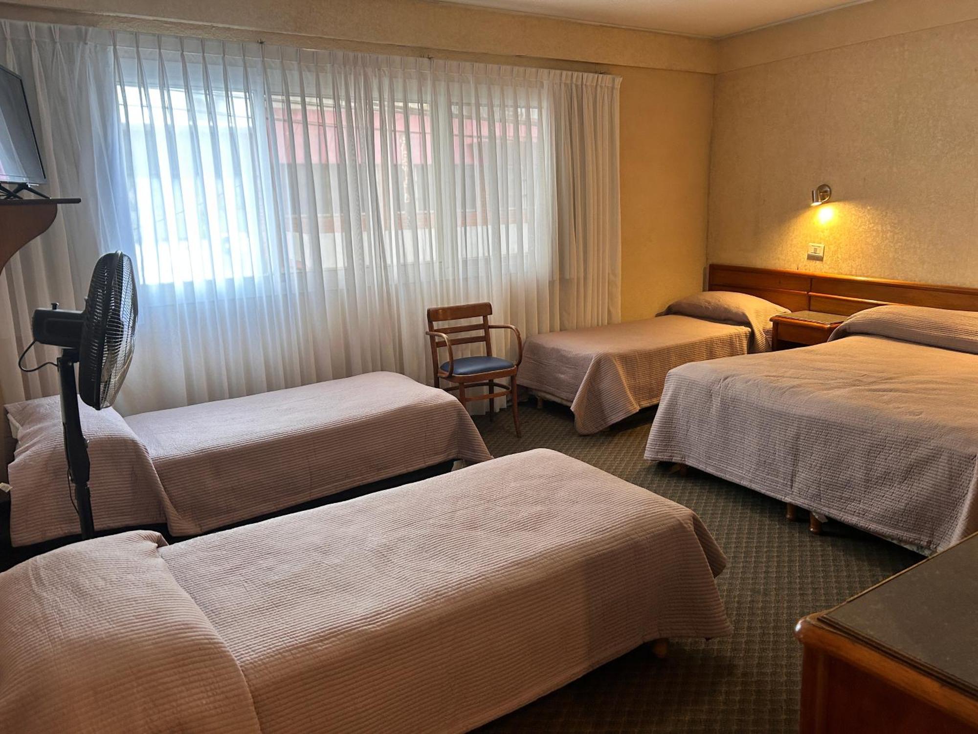 Hotel Luey บัวโนสไอเรส ภายนอก รูปภาพ